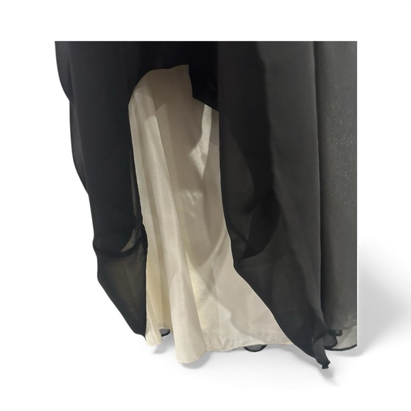 W h i t e  House Black Market Black  cocktail dress size 2 msrp $168 - Picture 6 of 7